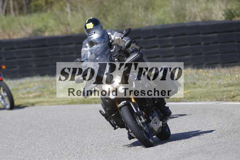 /01 02.04.2026 MAZ ADR/Gruppe gelb Gruppe gruen/82